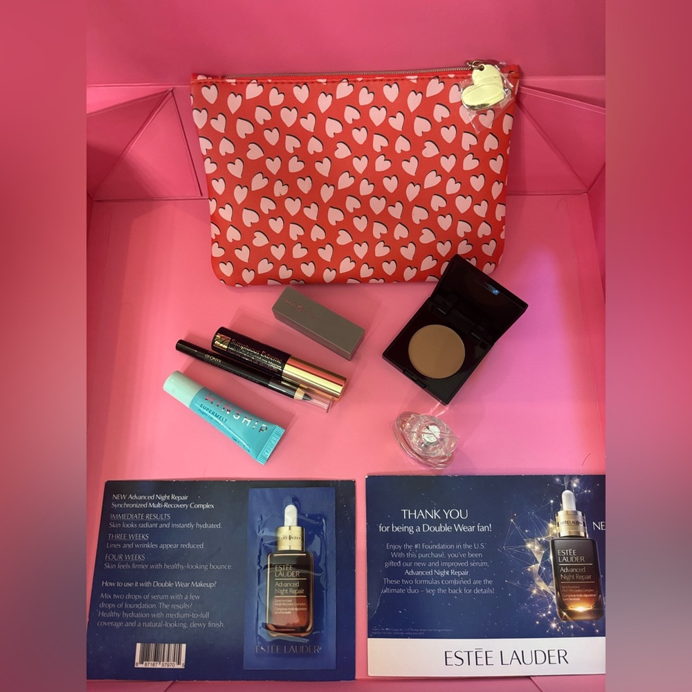 Estee Lauder Beauty Collection with Heart Pouch